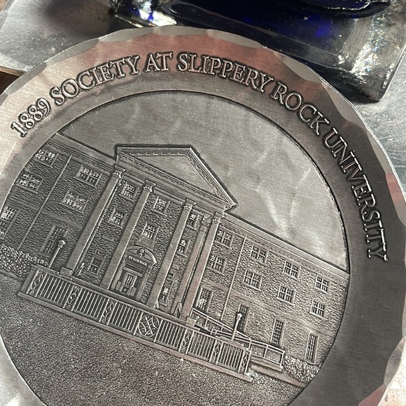 Wendell August Slippery Rock U North Hall handcrafted coaster - Picture 4 of 5